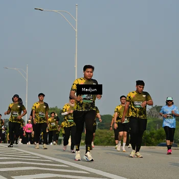 Runner Photo 6214181