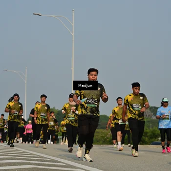 Runner Photo 6214205