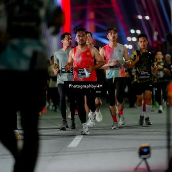 Runner Photo 6214313