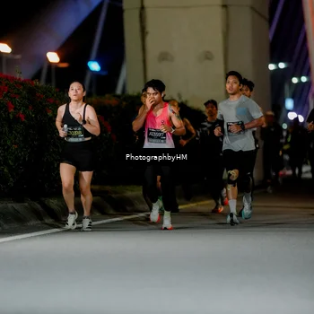 Runner Photo 6214738