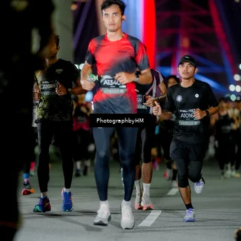 Runner Photo 6214773