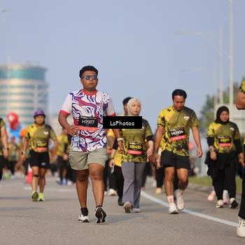 Runner Photo 6214890