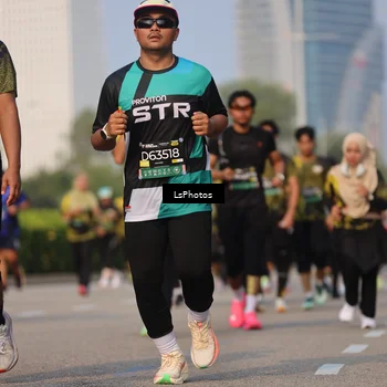 Runner Photo 6214953