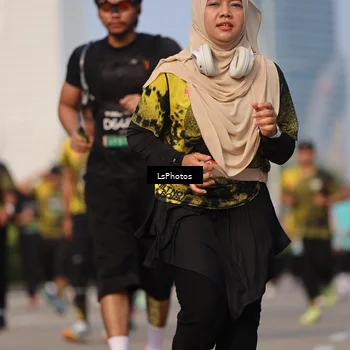 Runner Photo 6215069