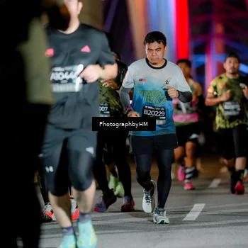 Runner Photo 6215179