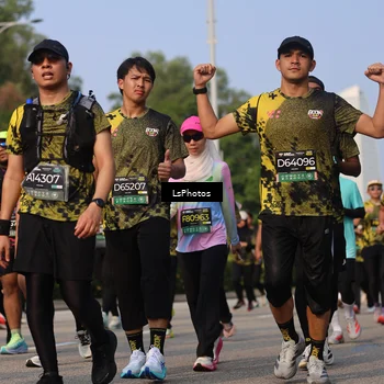 Runner Photo 6215324
