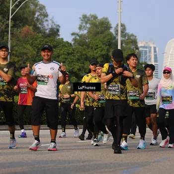 Runner Photo 6215355