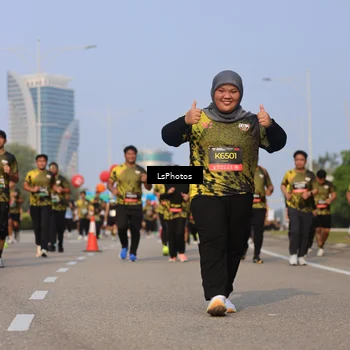 Runner Photo 6215399