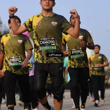 Runner Photo 6215428
