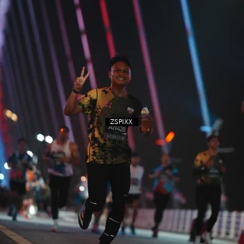 Runner Photo 6215498