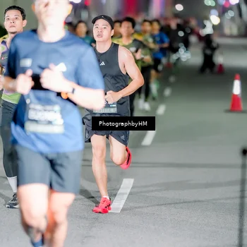 Runner Photo 6215550