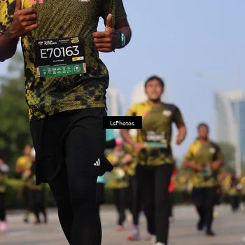 Runner Photo 6215557