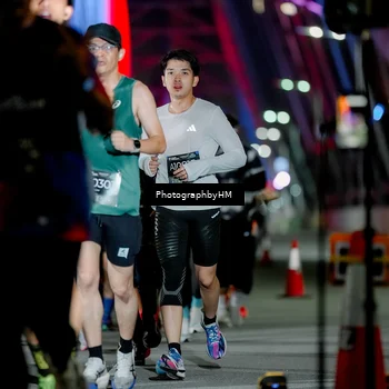 Runner Photo 6215616