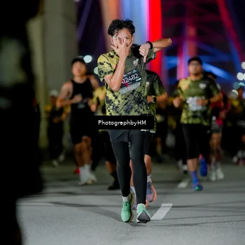 Runner Photo 6215667