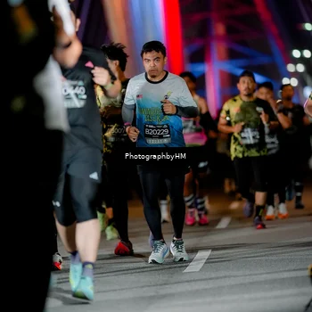Runner Photo 6215754