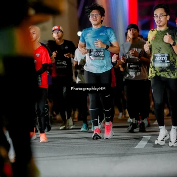Runner Photo 6215882