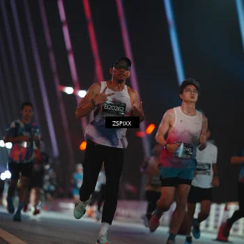 Runner Photo 6215944