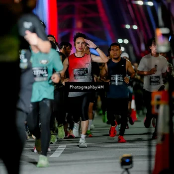 Runner Photo 6215967