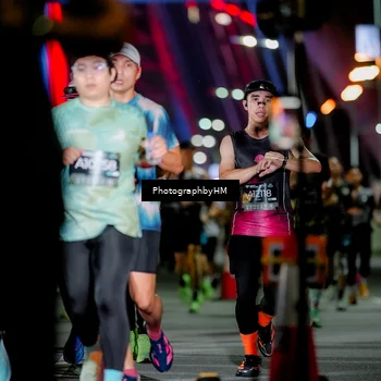 Runner Photo 6215976