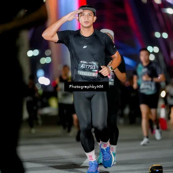 Runner Photo 6216008