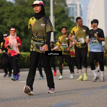 Runner Photo 6216059