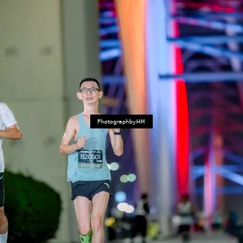 Runner Photo 6216097