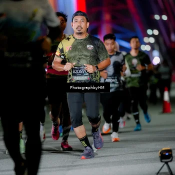 Runner Photo 6216121