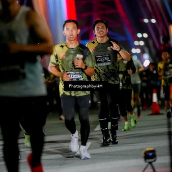 Runner Photo 6216125