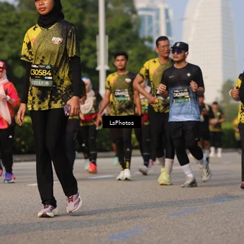 Runner Photo 6216126