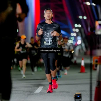 Runner Photo 6216131