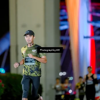Runner Photo 6216142