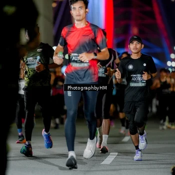 Runner Photo 6216149