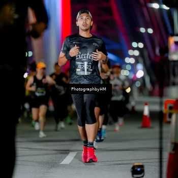 Runner Photo 6216172