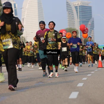 Runner Photo 6216174