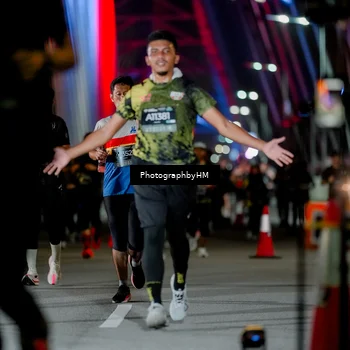 Runner Photo 6216191