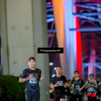 Runner Photo 6216200
