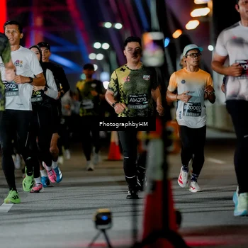 Runner Photo 6216242