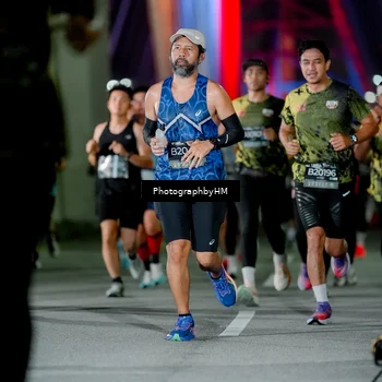 Runner Photo 6216258