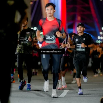 Runner Photo 6216264