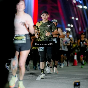 Runner Photo 6216280