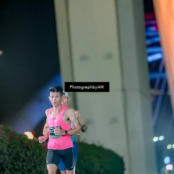 Runner Photo 6216304