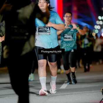 Runner Photo 6216347