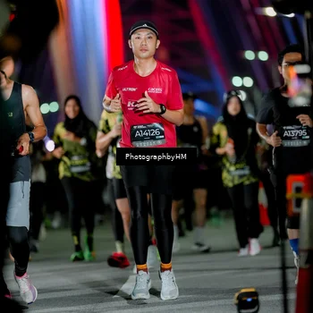 Runner Photo 6216369