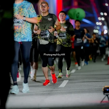 Runner Photo 6216372