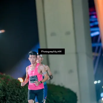Runner Photo 6216384