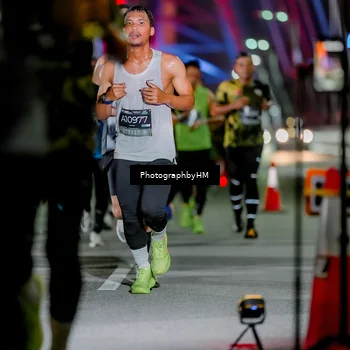 Runner Photo 6216471
