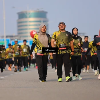 Runner Photo 6216524