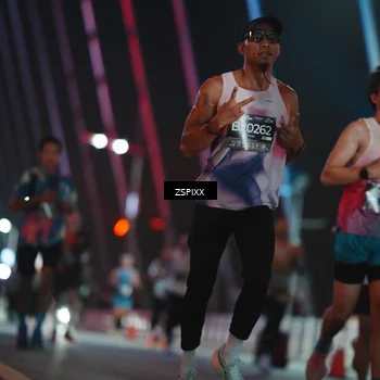 Runner Photo 6216525
