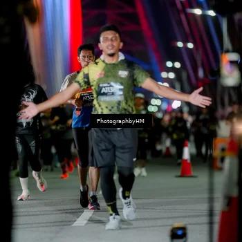 Runner Photo 6216569