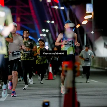 Runner Photo 6216629